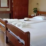 Angela شقة