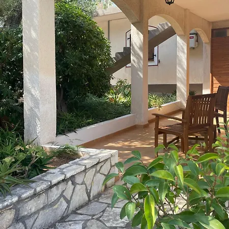 Angela Studios * Razáta