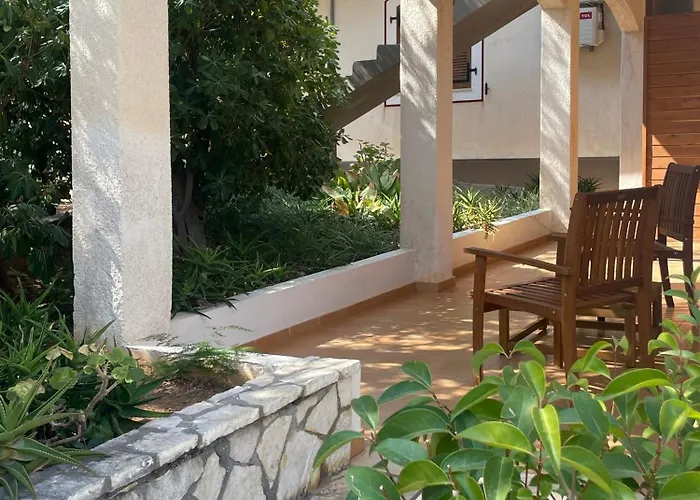 Angela Studios * Razáta